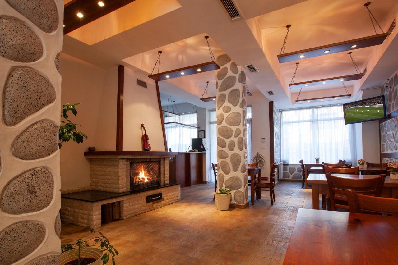 Ela Guest house